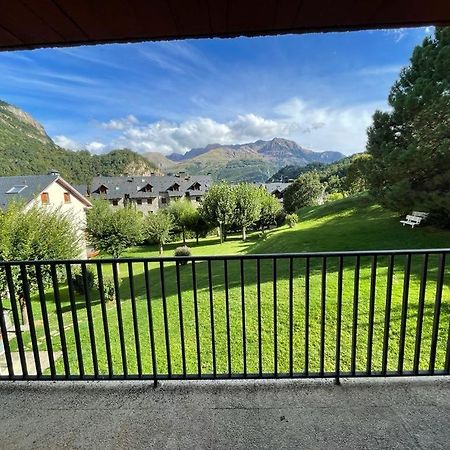 Apartamento Con Espectacular Terraza Escarrilla Luaran gambar