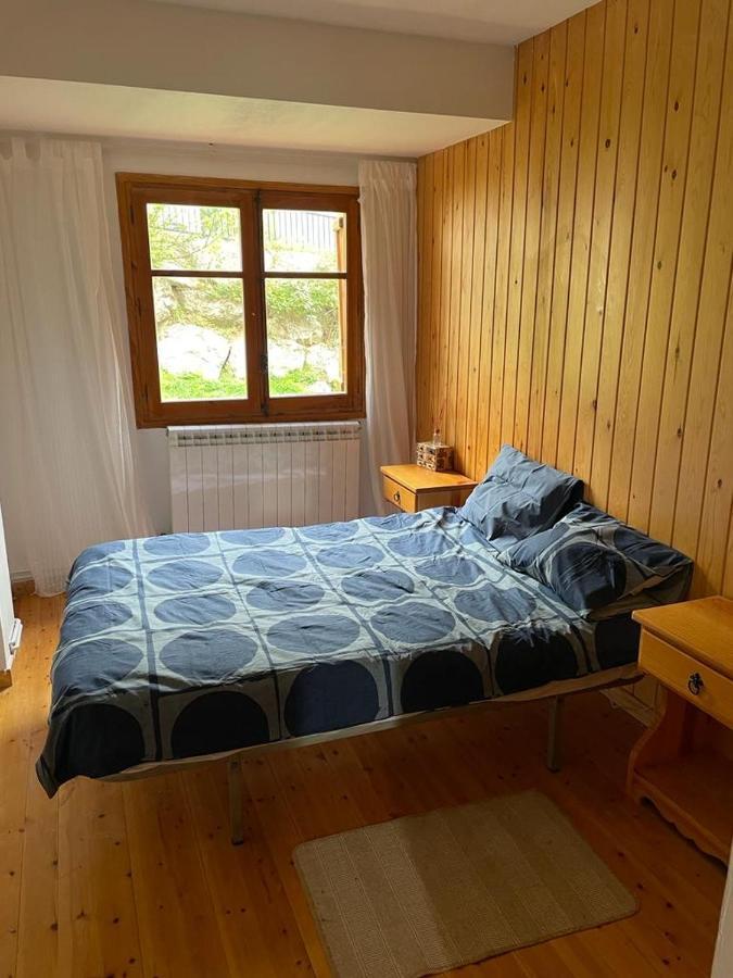 Apartamento Con Espectacular Terraza Escarrilla Luaran gambar
