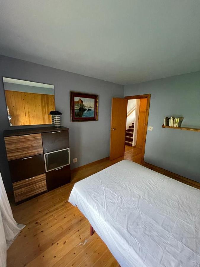 Apartamento Con Espectacular Terraza Escarrilla Luaran gambar